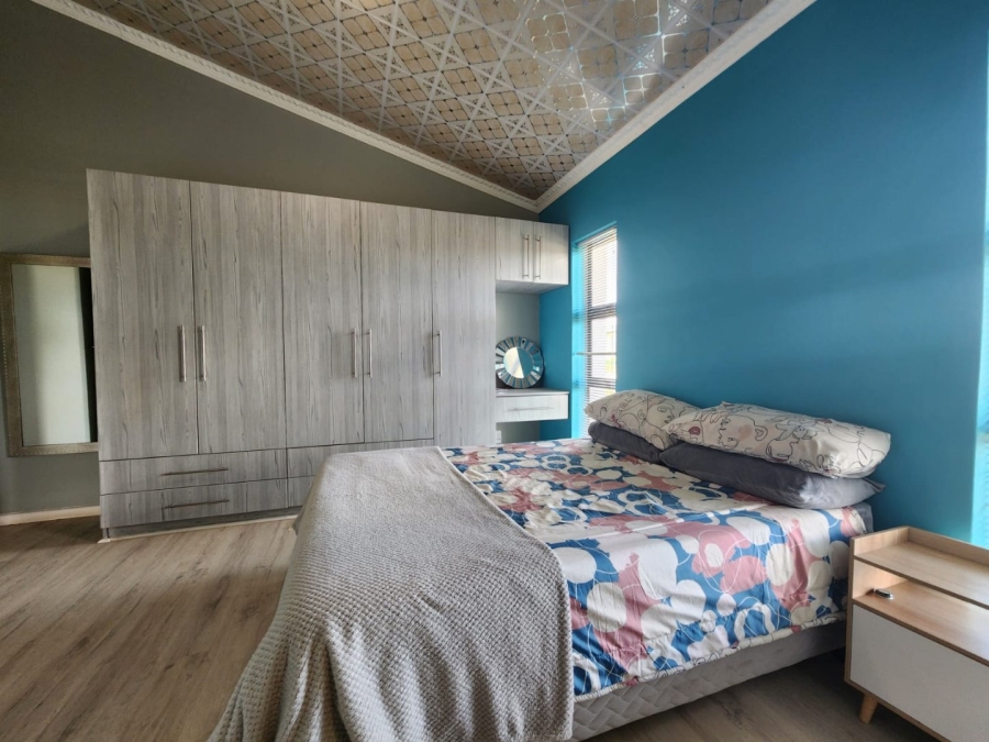3 Bedroom Property for Sale in Pacaltsdorp Western Cape